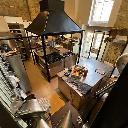 Les Rochers Bed & Breakfast