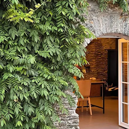 Bed & Breakfast Les Rochers 4*