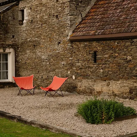 Les Rochers Nocleg ze śniadaniem Cerisy-la-Foret