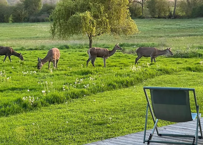 Les Rochers Cerisy-la-Foret