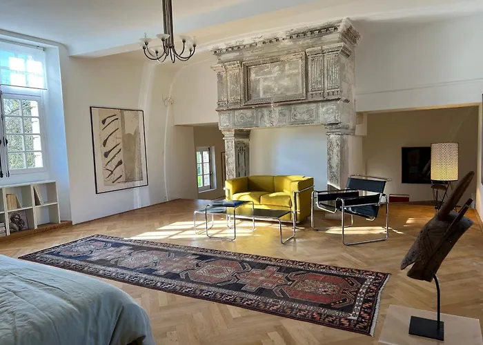 Les Rochers Cerisy-la-Foret