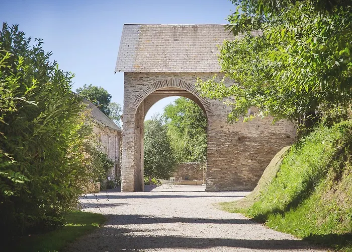 Les Rochers 4* Cerisy-la-Foret