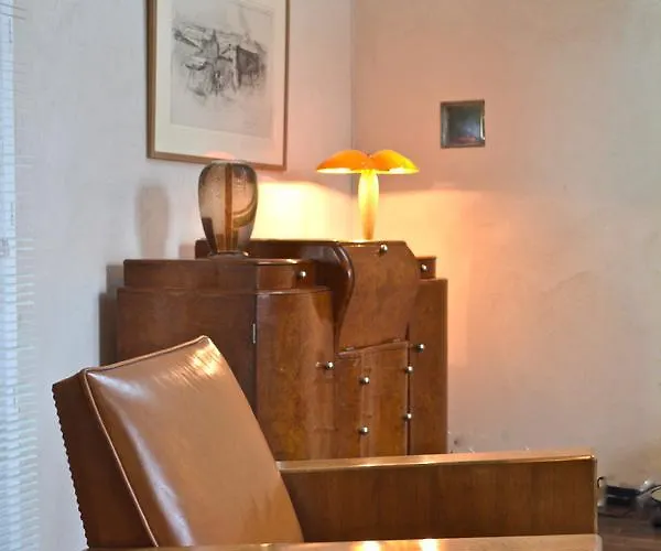 Couette-café Les Rochers 4*